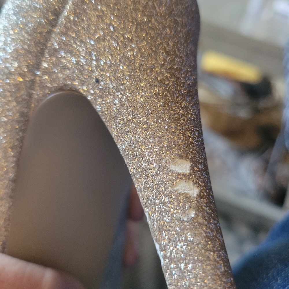 Guess Glittering Silver‎ Peep Toe Heels - Picture 4 of 4